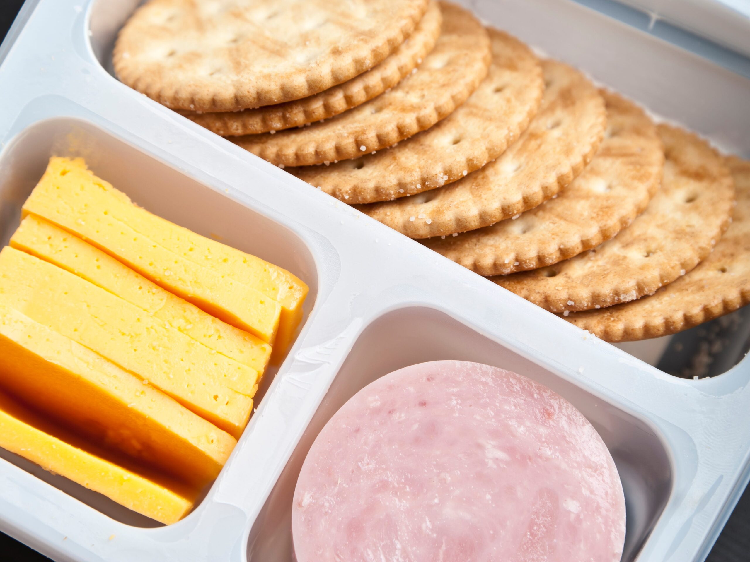 Replying to @nikisnoggin Hope this helps! #lunchables #lunchbox