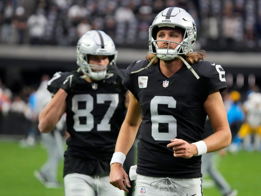 Raiders' punter AJ Cole is also the team's low-key restaurant critic ...