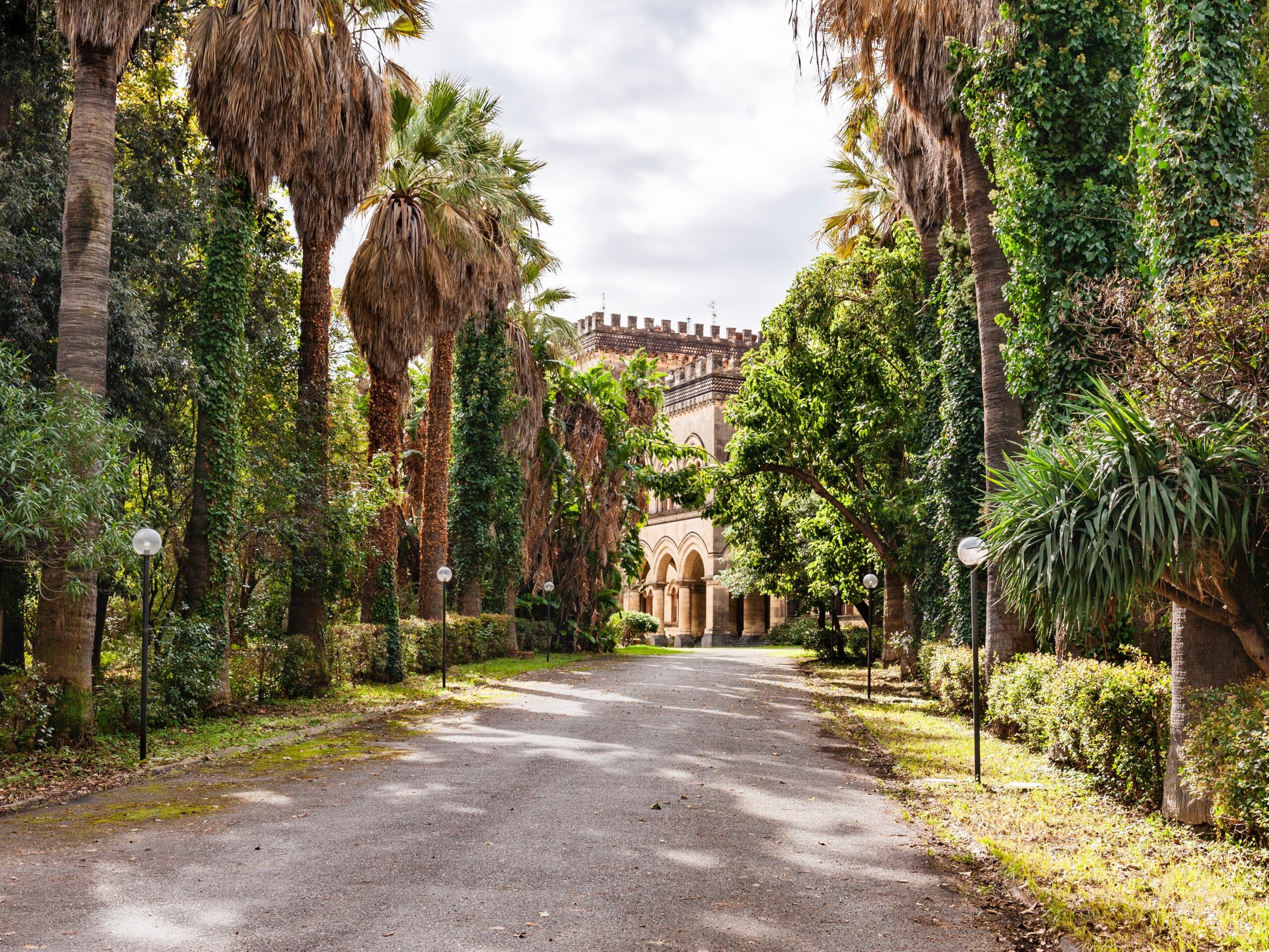 Castello Pennisi di Floristella driveway, Acireale, Sicily, Italy