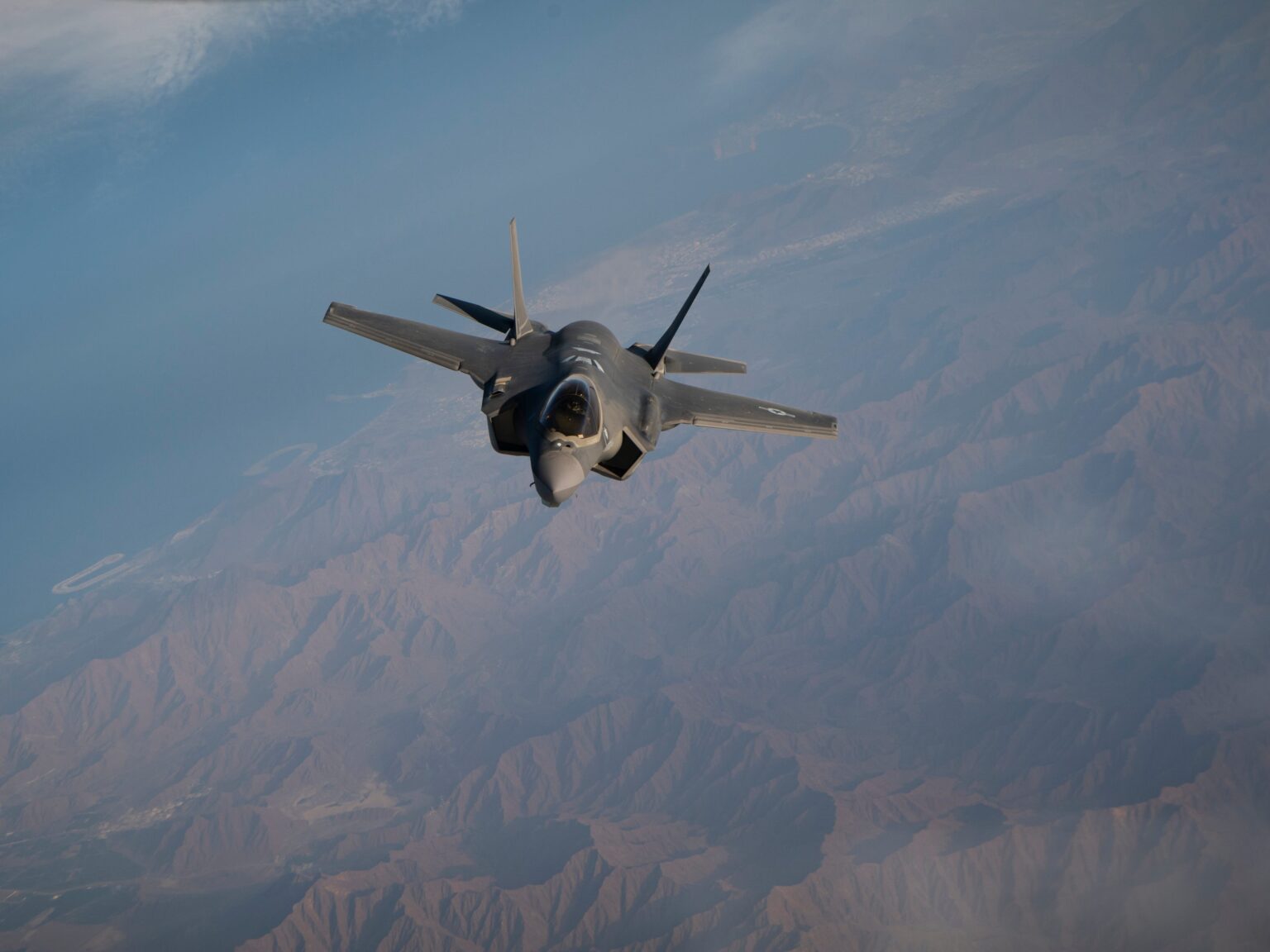 Flying The F-35 Stealth Fighter Can Leave Pilots Looking 'like They Are ...