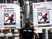 Borden waarschuwen voor blowverbod op Amsterdamse Wallen