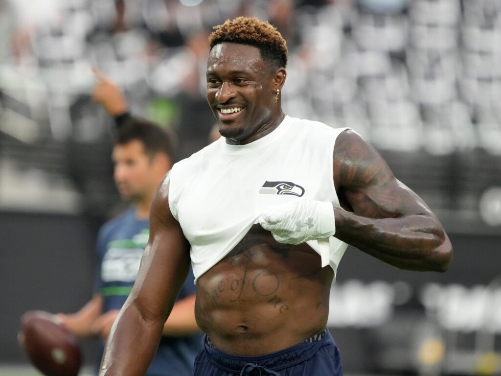 theScore - DK Metcalf's diet is something else. ☕️🍬