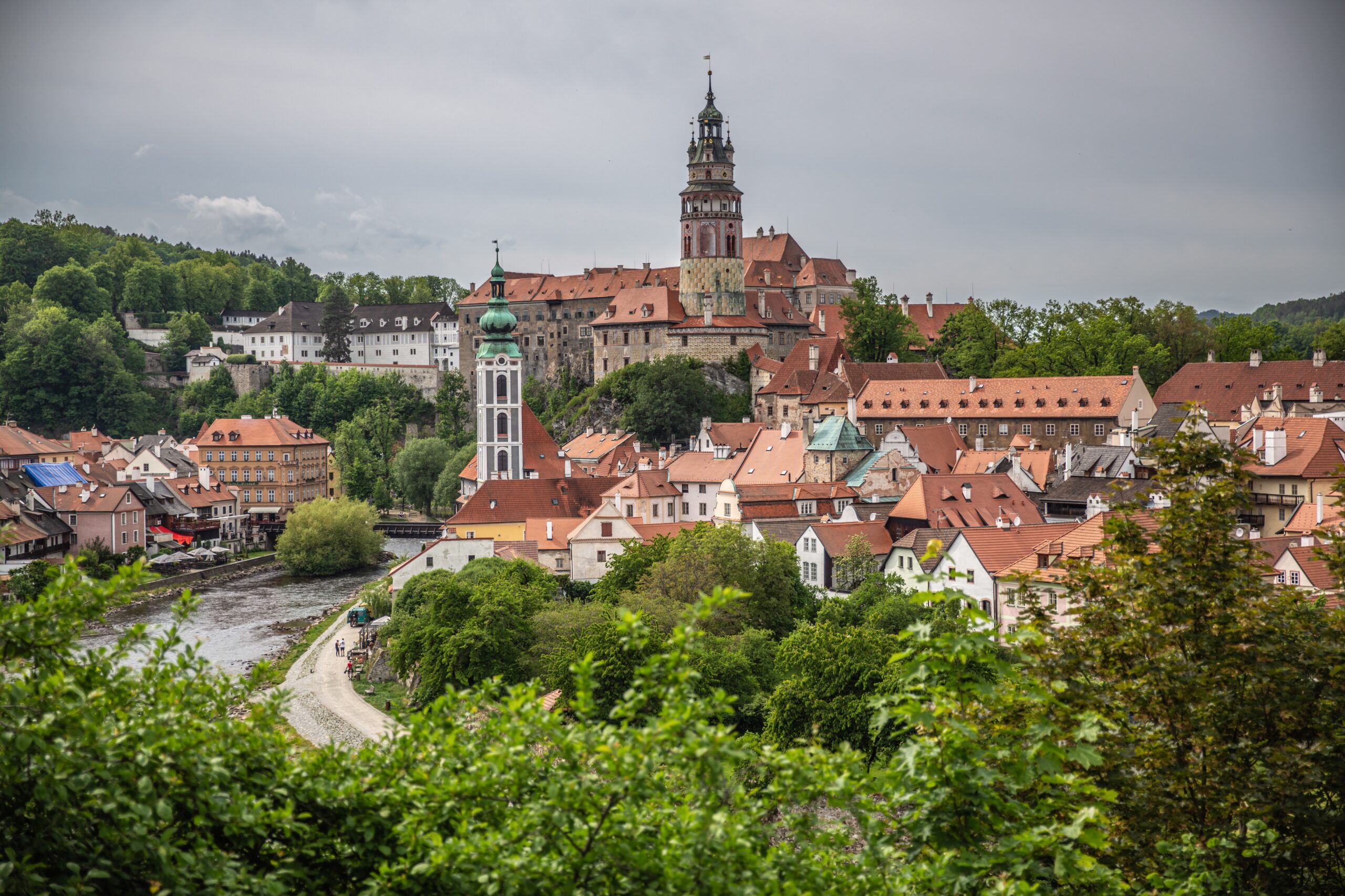 De populaire Tsjechische toeristenplaats Cesky Krumlov. Foto: EPA/MARTIN DIVISEK