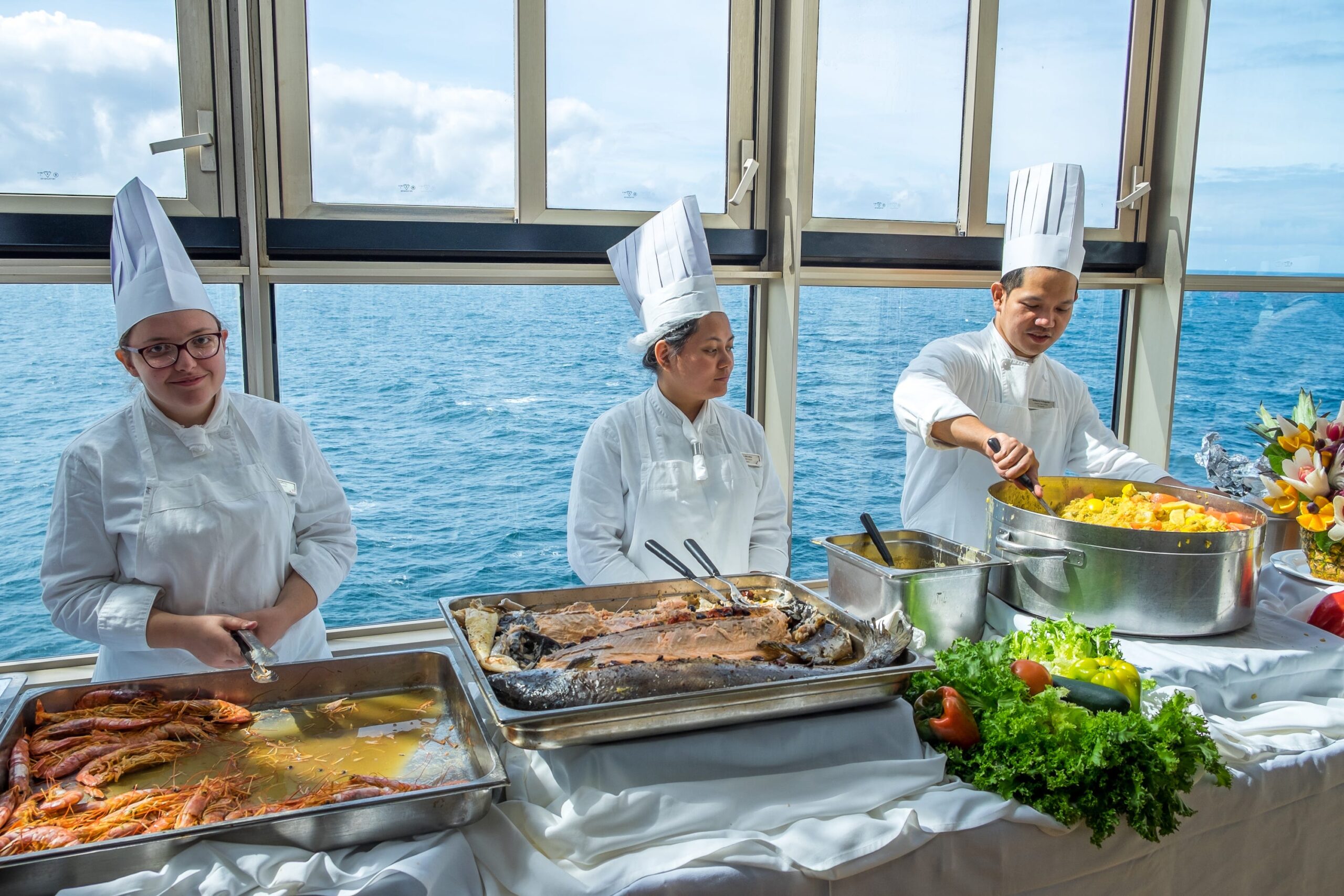 Cruises hebben meestal veel variatie wat eten betreft, dus het is gemakkelijk om speciale restaurants te vermijden.