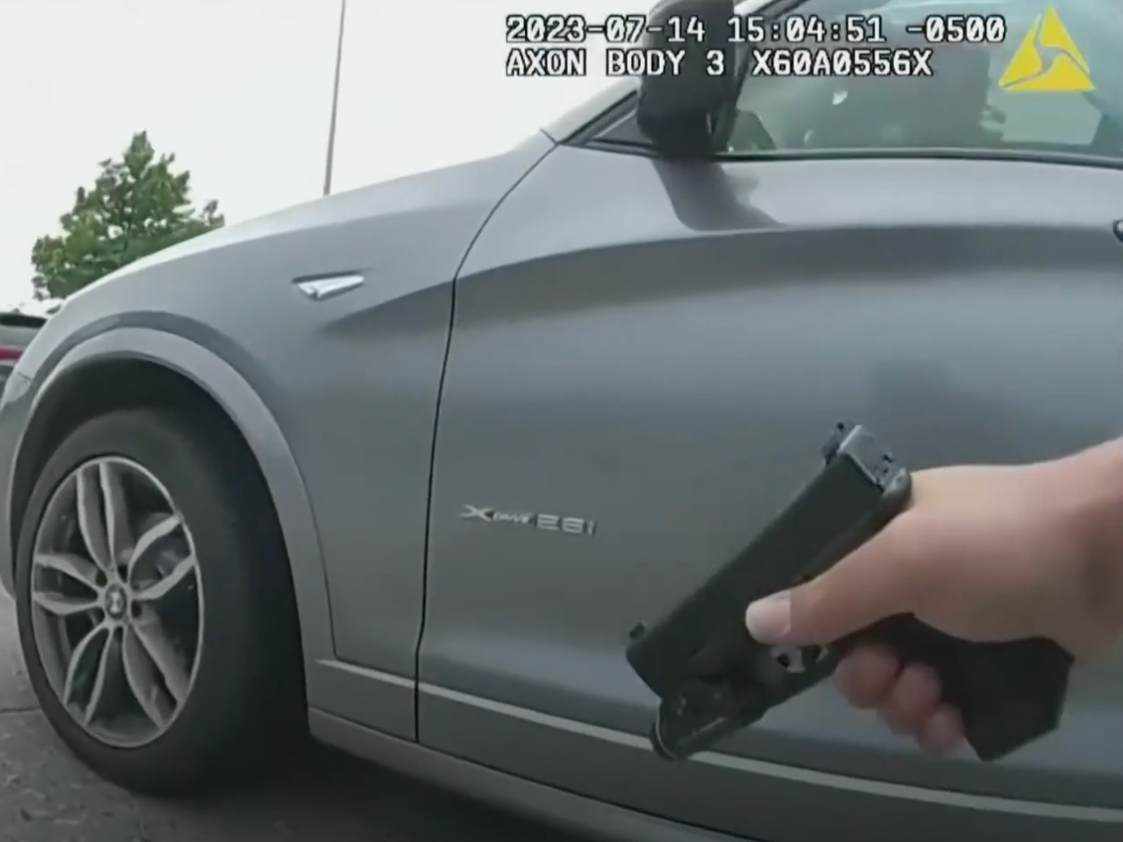 Dramatic Police Body Cam Footage Shows How The Fargo Shooting That ...