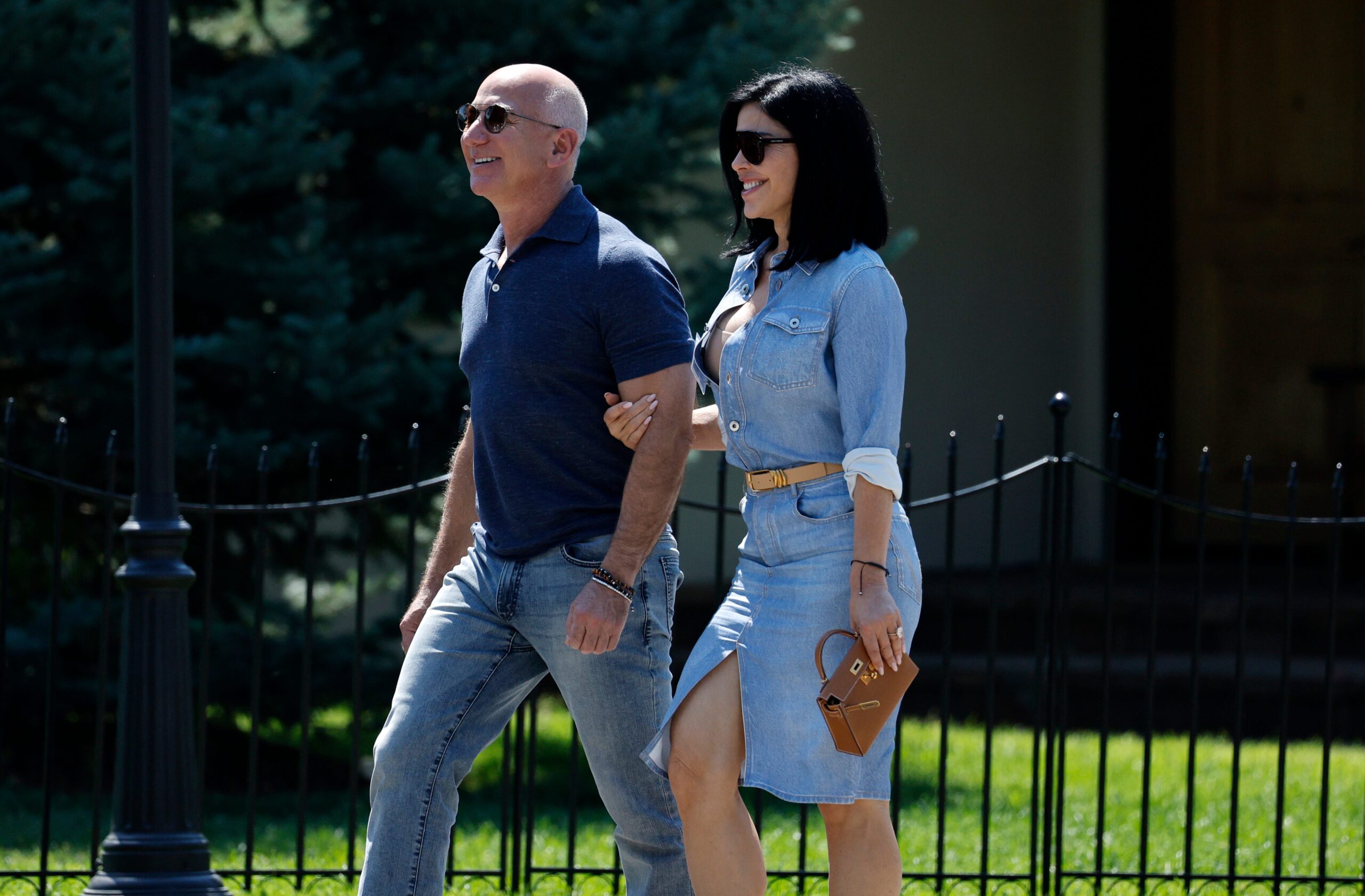 Jeff Bezos and Lauren Sanchez