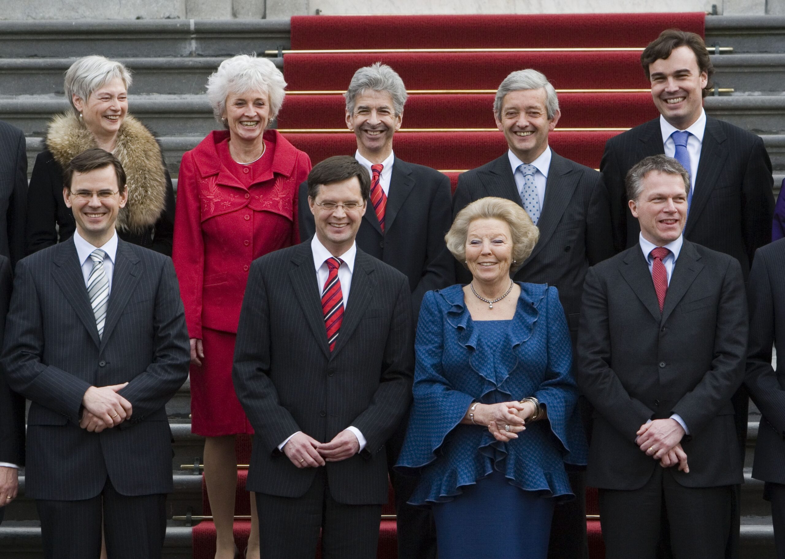 Het kabinet Balkenende IV op het bordes van paleis Huis ten Bosch in Den Haag. Foto: Gerard Til/Hollandse Hoogte/ANP
