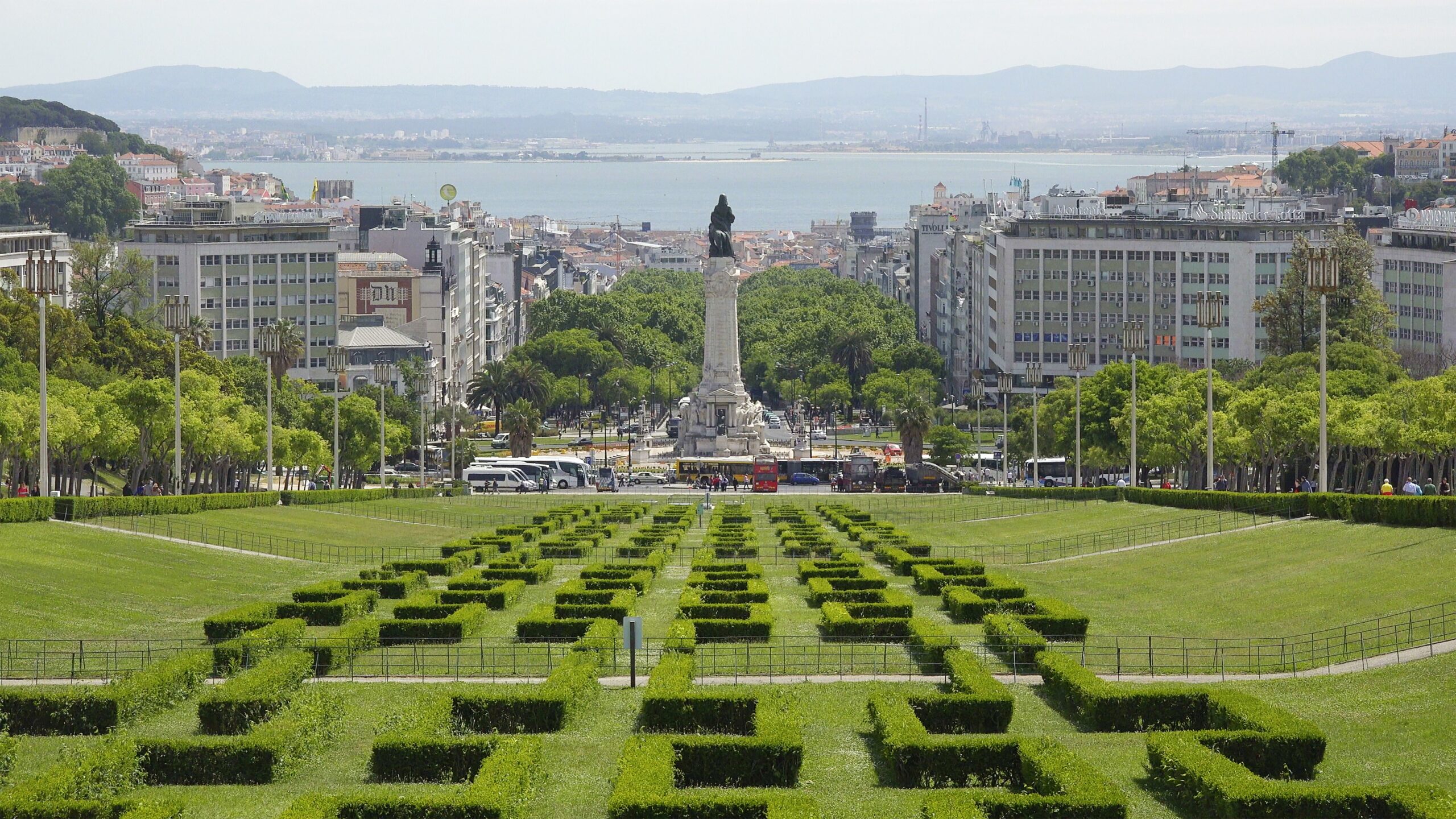Parque Eduardo VII in Lissabon. Foto: Hans-Peter Merten /  Mauritius Images GmbH