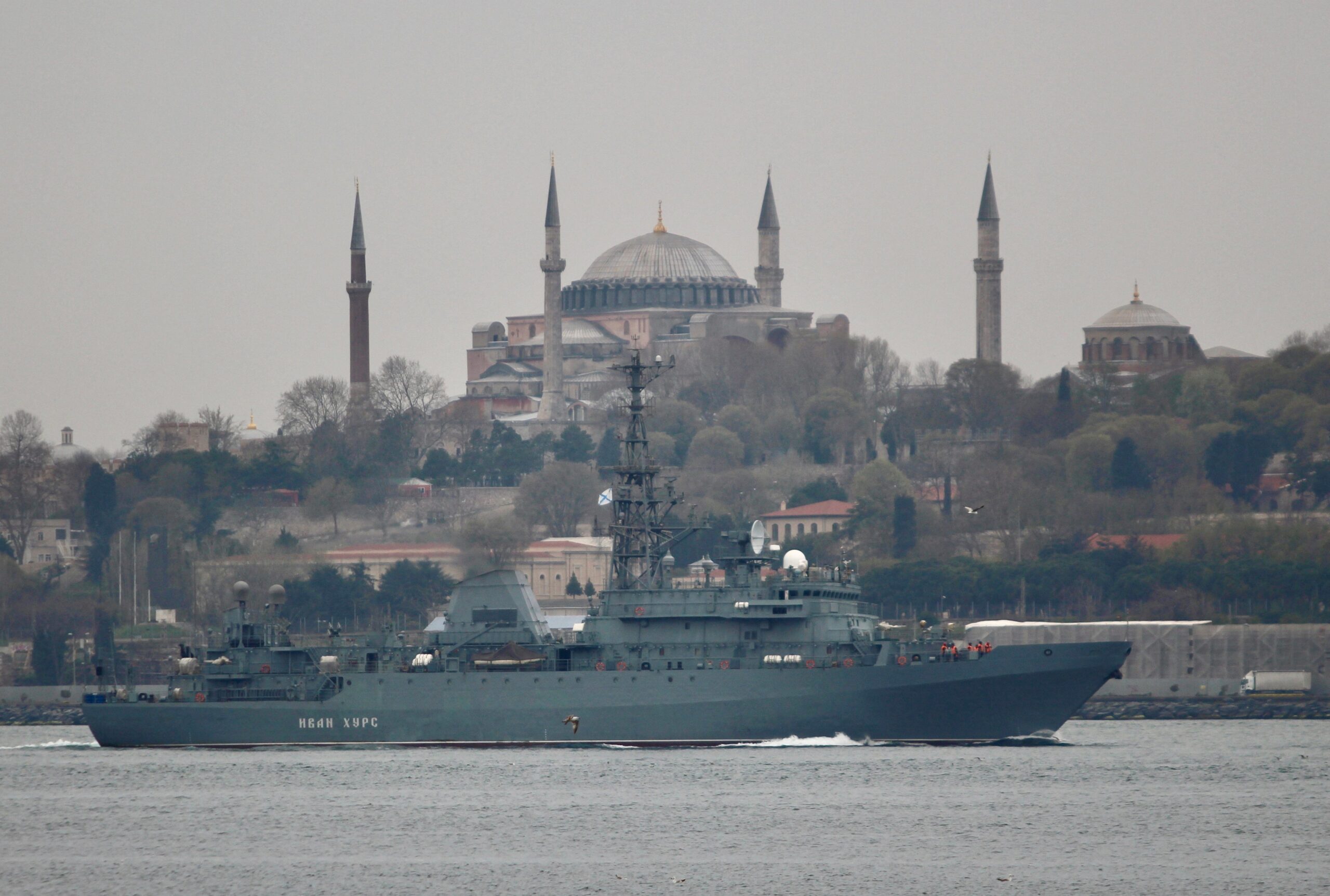 Russian Navy&#39;s intelligence-gathering vessel, Ivan Khurs, sails in Istanbul