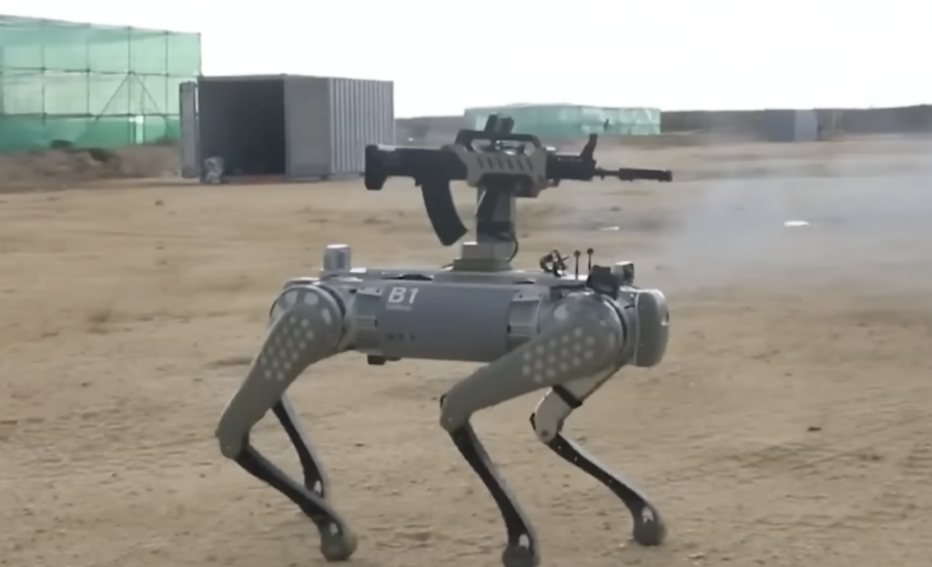 Chinese robothond met vuurwapen