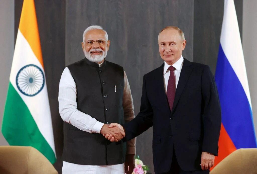 De Russische president Vladimir Poetin ontmoet de Indiase premier Narendra Modi. Foto: Alexandr Demyanchuk/AFP/Getty Images