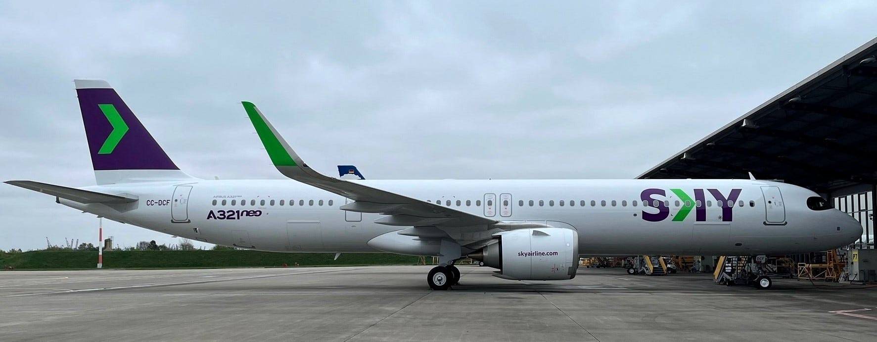 A SKY Airline A321neo leased from Aviation Capital Group on April 12, 2024.