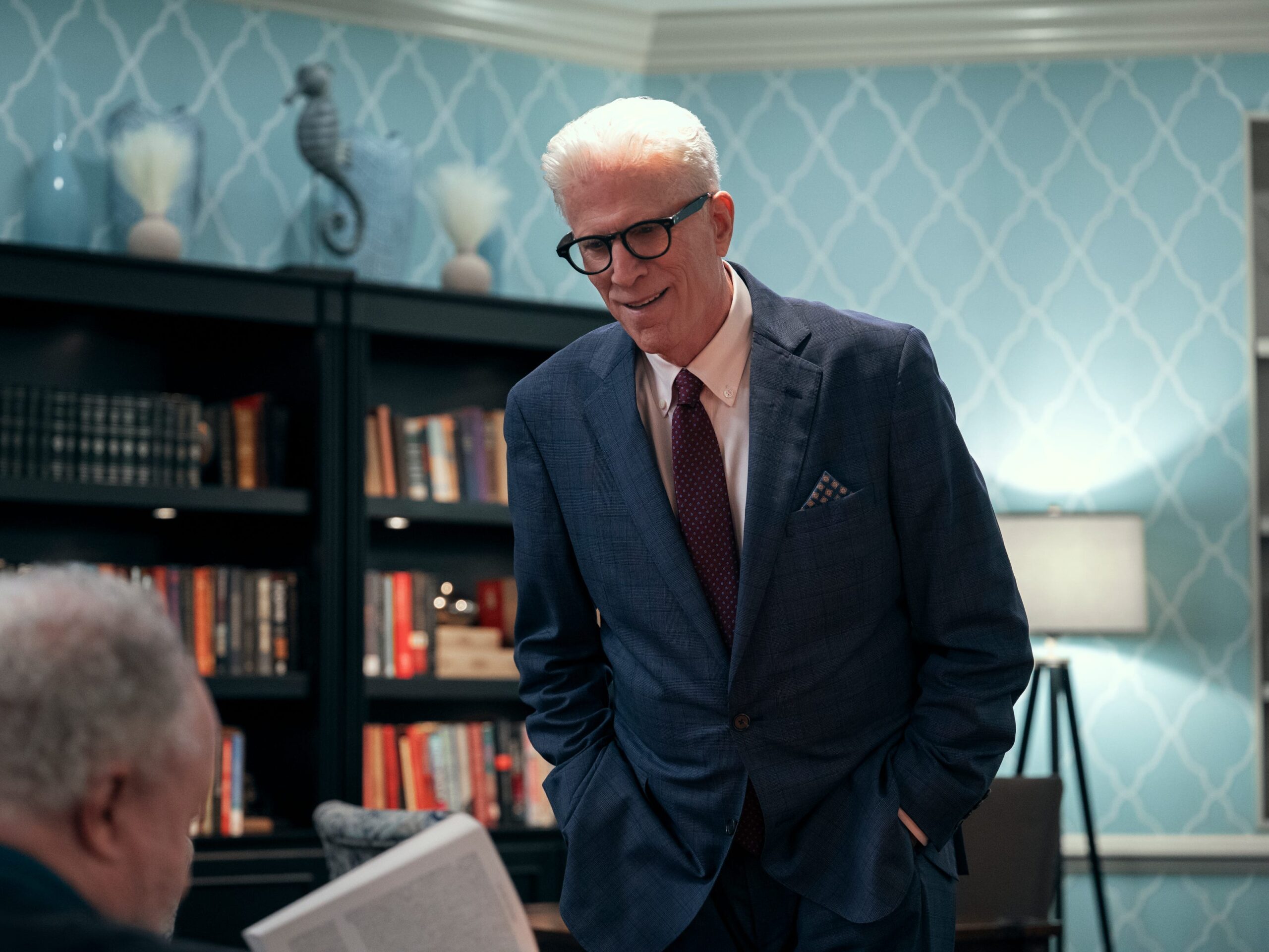 Ted Danson as Charles in "A Man on the Inside" season 1 episode 3