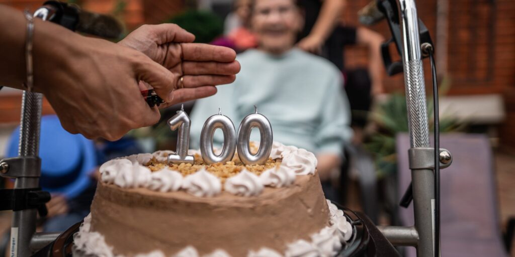 100 jaar oud worden levensverwachting