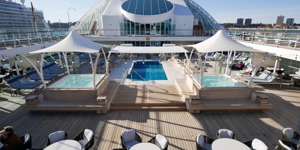 Het ultraluxe cruiseschip Seabourn Quest.