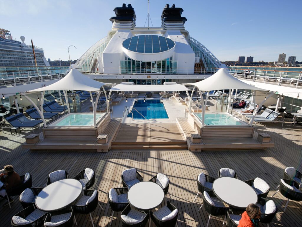 Het ultraluxe cruiseschip Seabourn Quest.