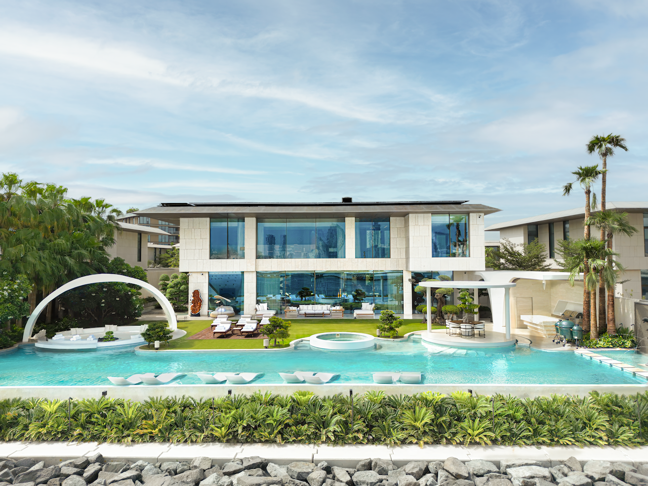 A mansion in Jumeirah Bay Islands, Dubai.