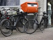 PostNL brievenbus op 15 februari 2025 in Rotterdam