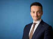 Tjebbe van Oostenbruggen, Staatssecretaris Fiscaliteit en Belastingdienst
