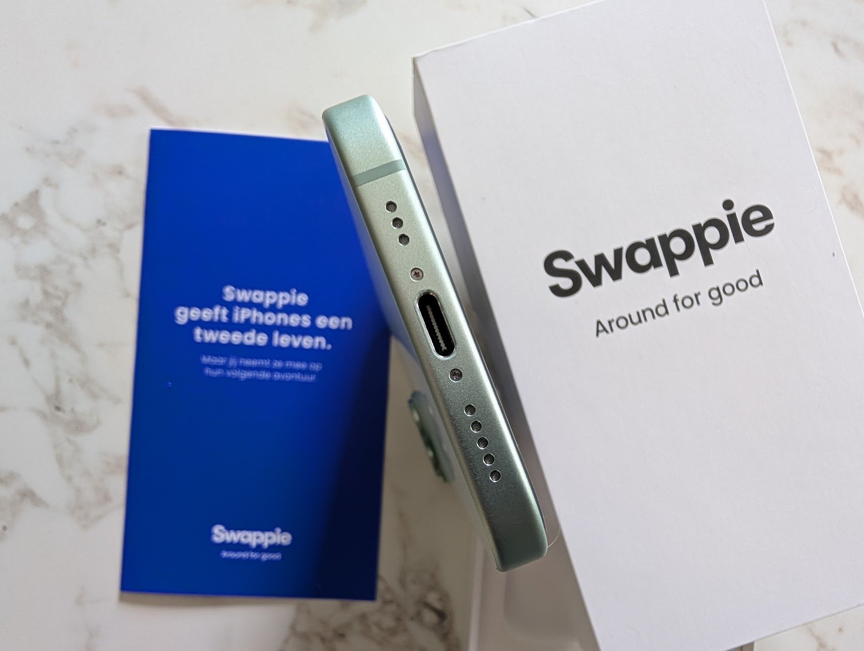 Deze refurbished iPhone 15 is niet meer gegarandeerd waterdicht
