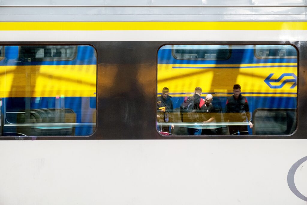 Lege perrons van station Rotterdam Centraal.